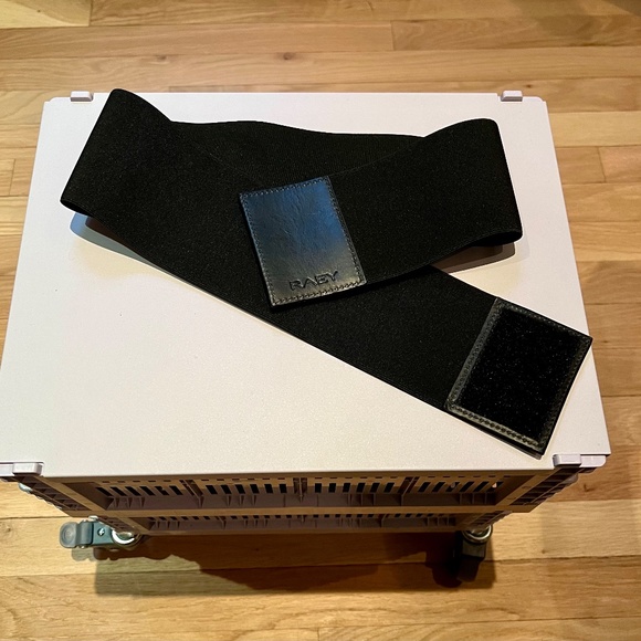 Raey Leather-panel elasticated waist belt - New w/o tags - Picture 4 of 5